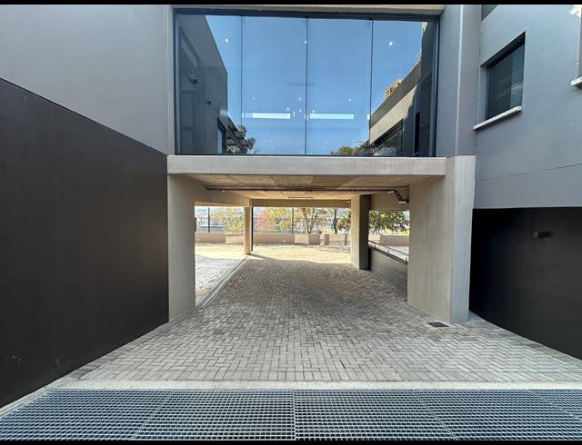 42M² OFFICE TO LET IN CENTURION CENTRAL